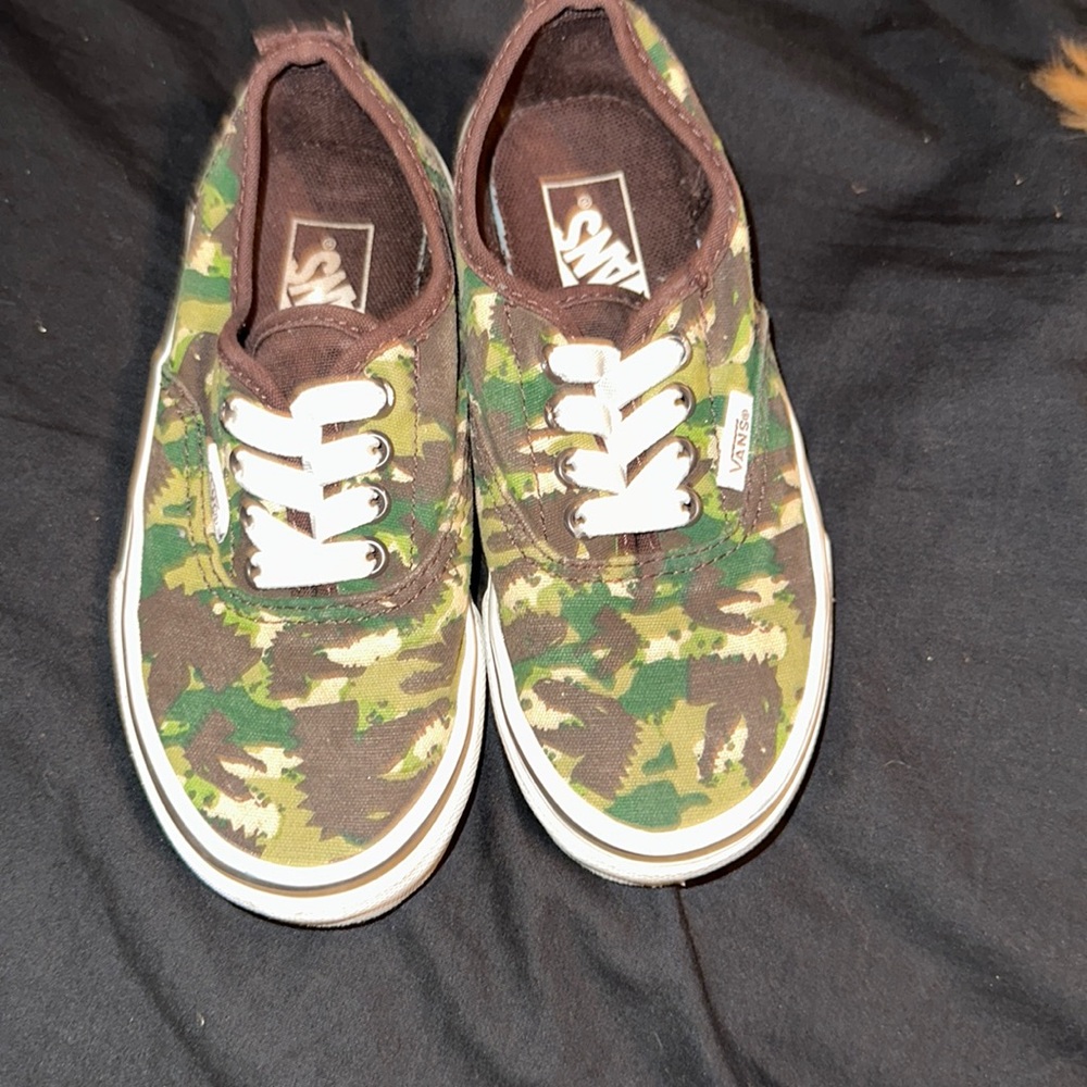 Kids shoes